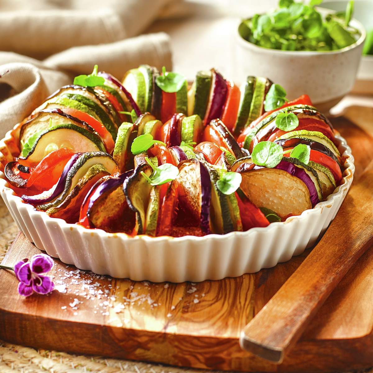 Ratatouille mediterránea con hierbas aromáticas