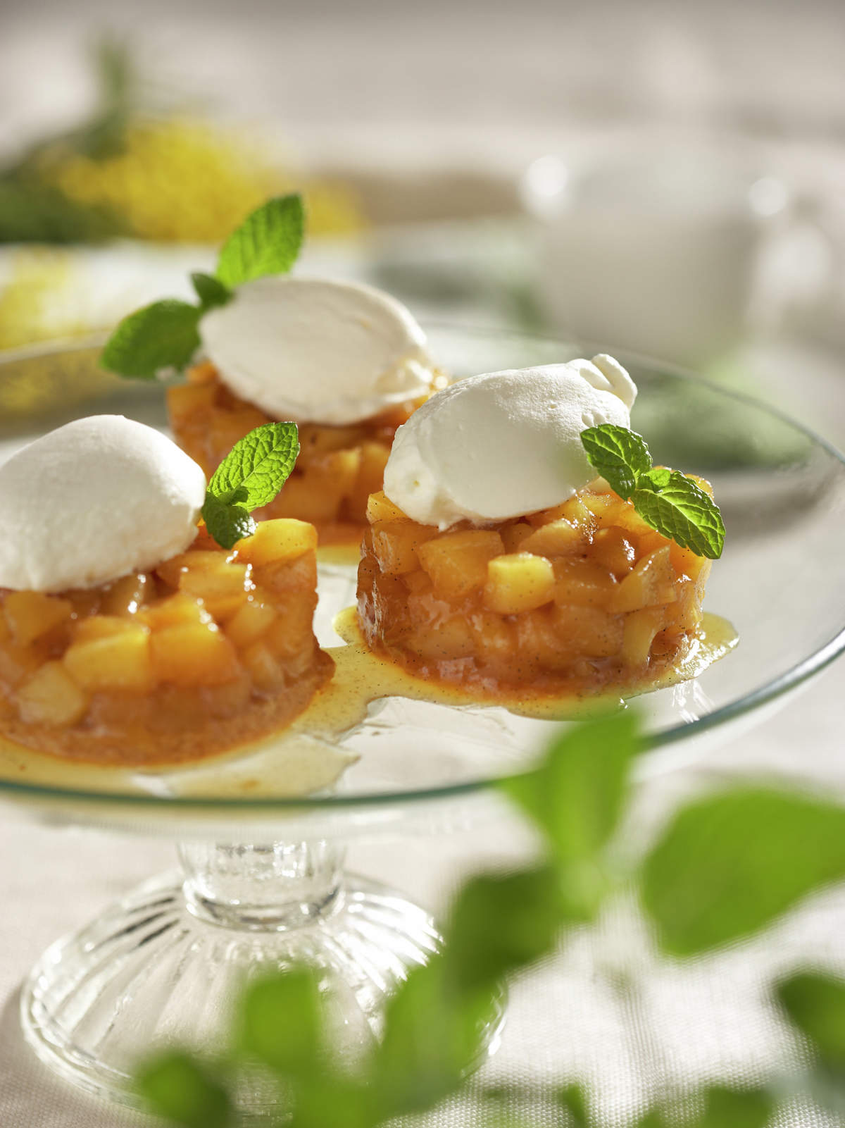 PASTELITOS DE MANZANA Y GALLETA.