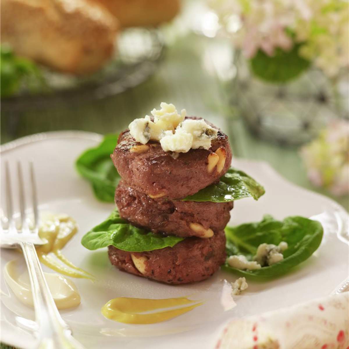 Hamburguesas mini con roquefort