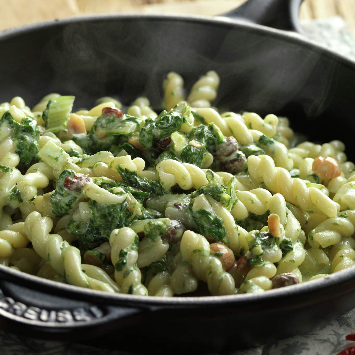 Pasta con salsa verde