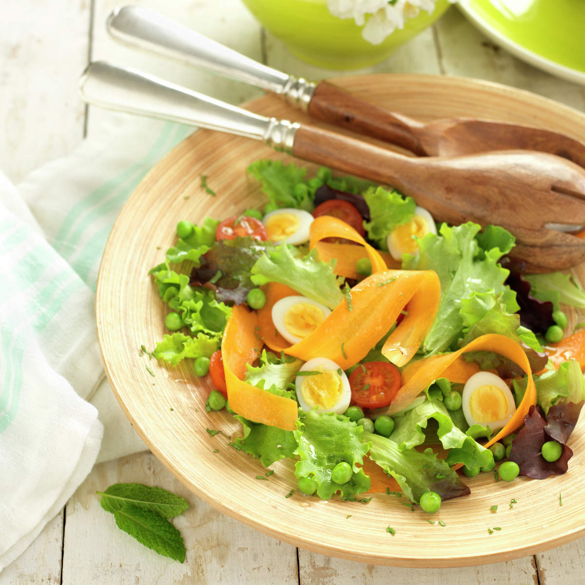 ENSALADA CON VINAGRETA DE MENTA.