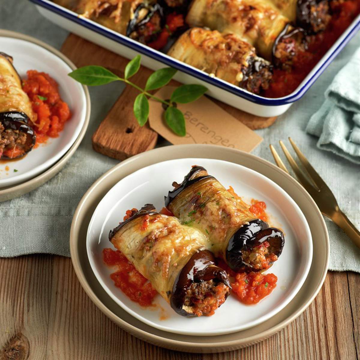 Rollitos de berenjena con revuelto de morcilla