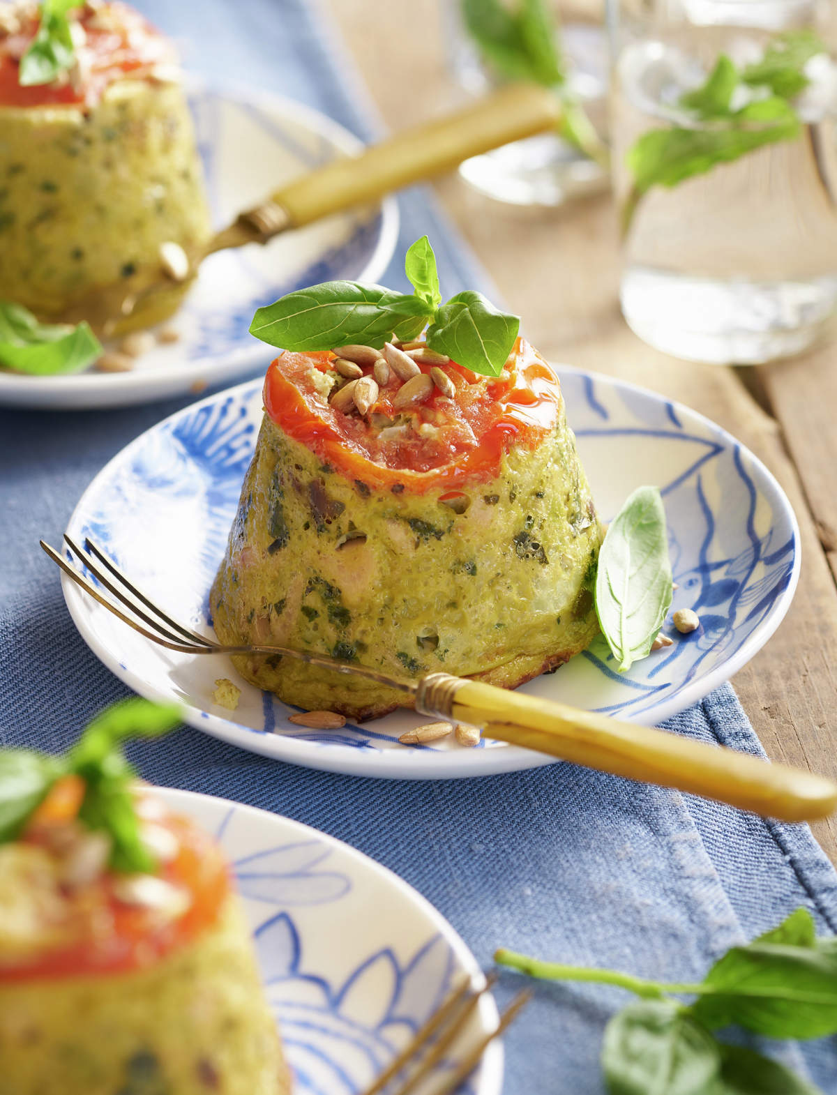 PASTEL DE BRÉCOL, ATÚN Y TOMATE.