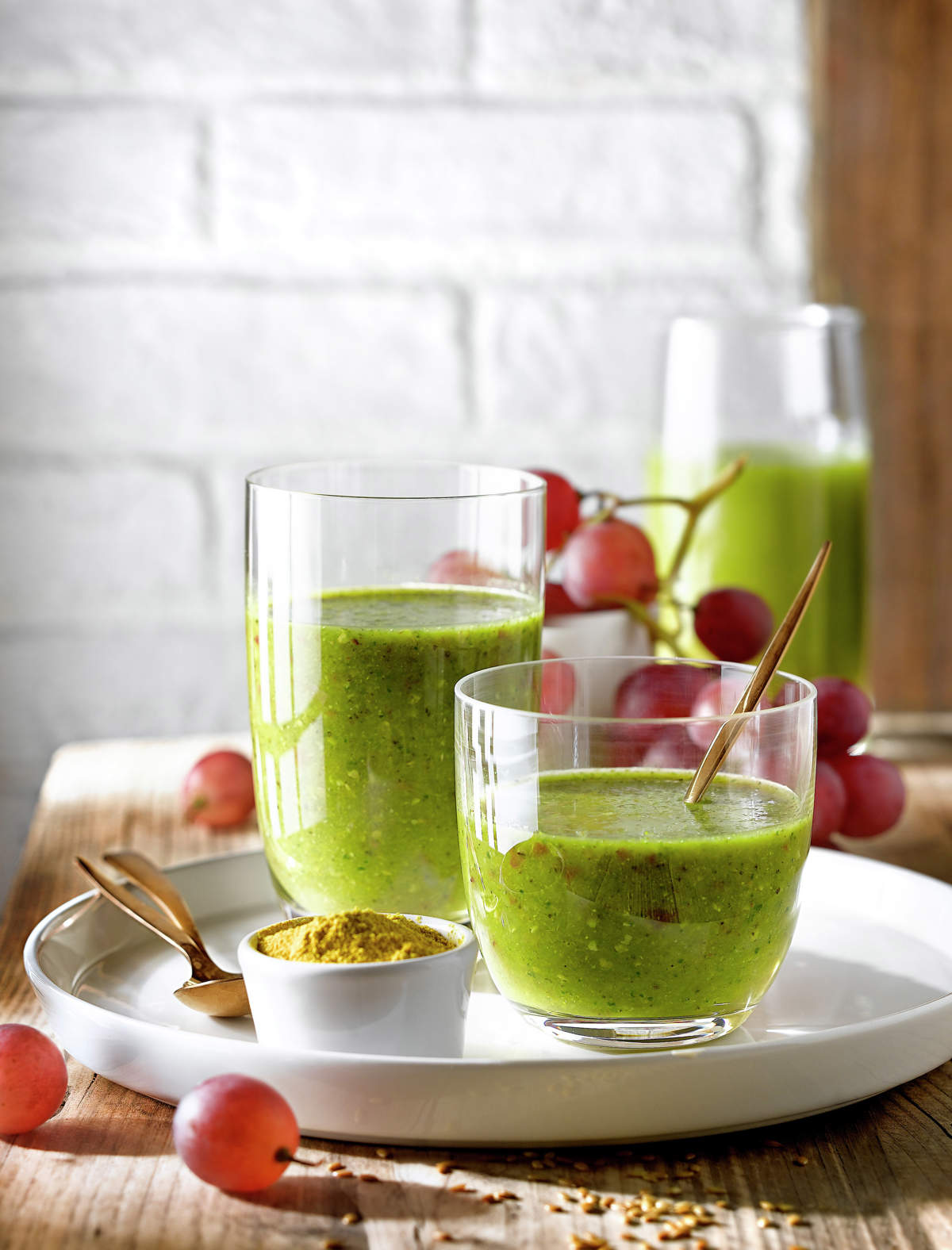 BATIDO VERDE DE UVAS, ACELGAS Y LECHUGA.