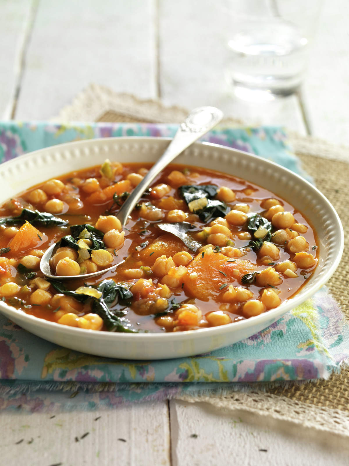 Guiso de garbanzos y espinacas con calabaza