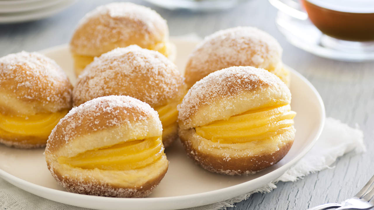 Bolas de Berlín rellenas de crema
