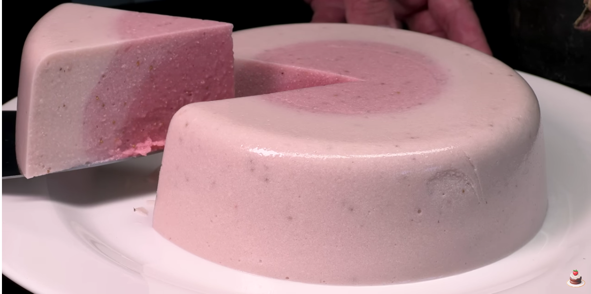 ¡Solo leche y fresas! ¡Fantástico postre de veranos en 5 minutos!