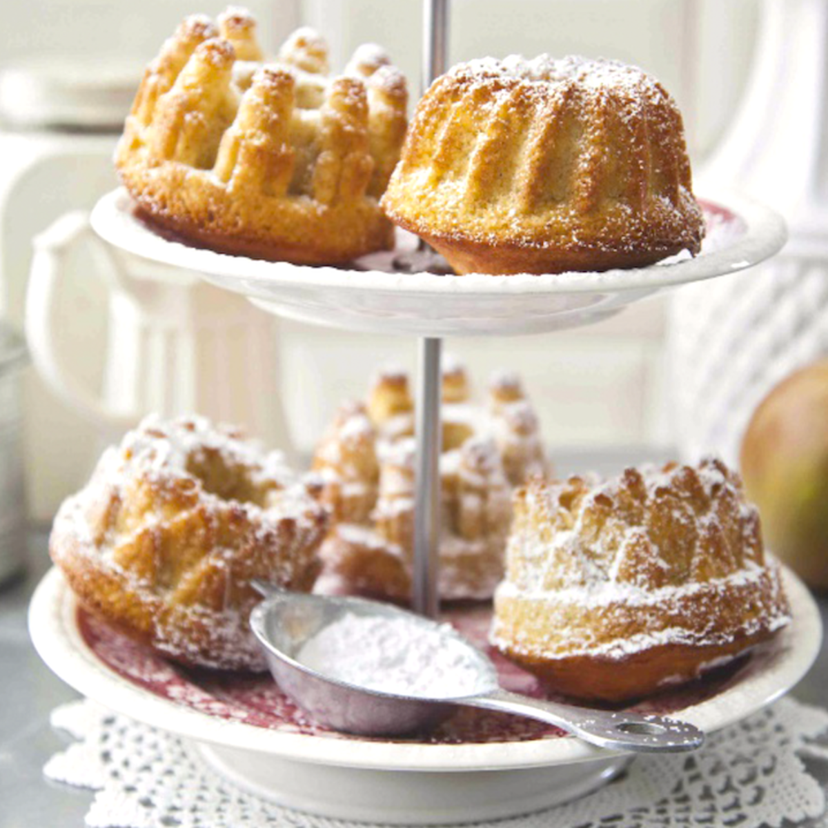 Minicoronas de bizcocho angel cake