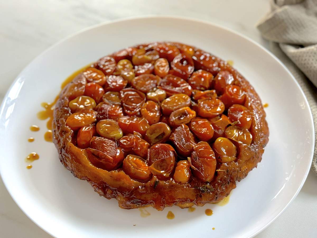 Tarta tatin de tomates cherry de Enrique Sánchez