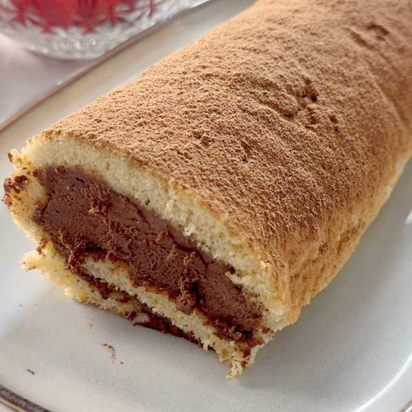 Brazo de gitano relleno de trufa, la receta casera más fácil