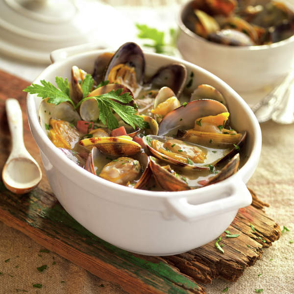 Almejas al vino blanco, un plato ideal para el domingo