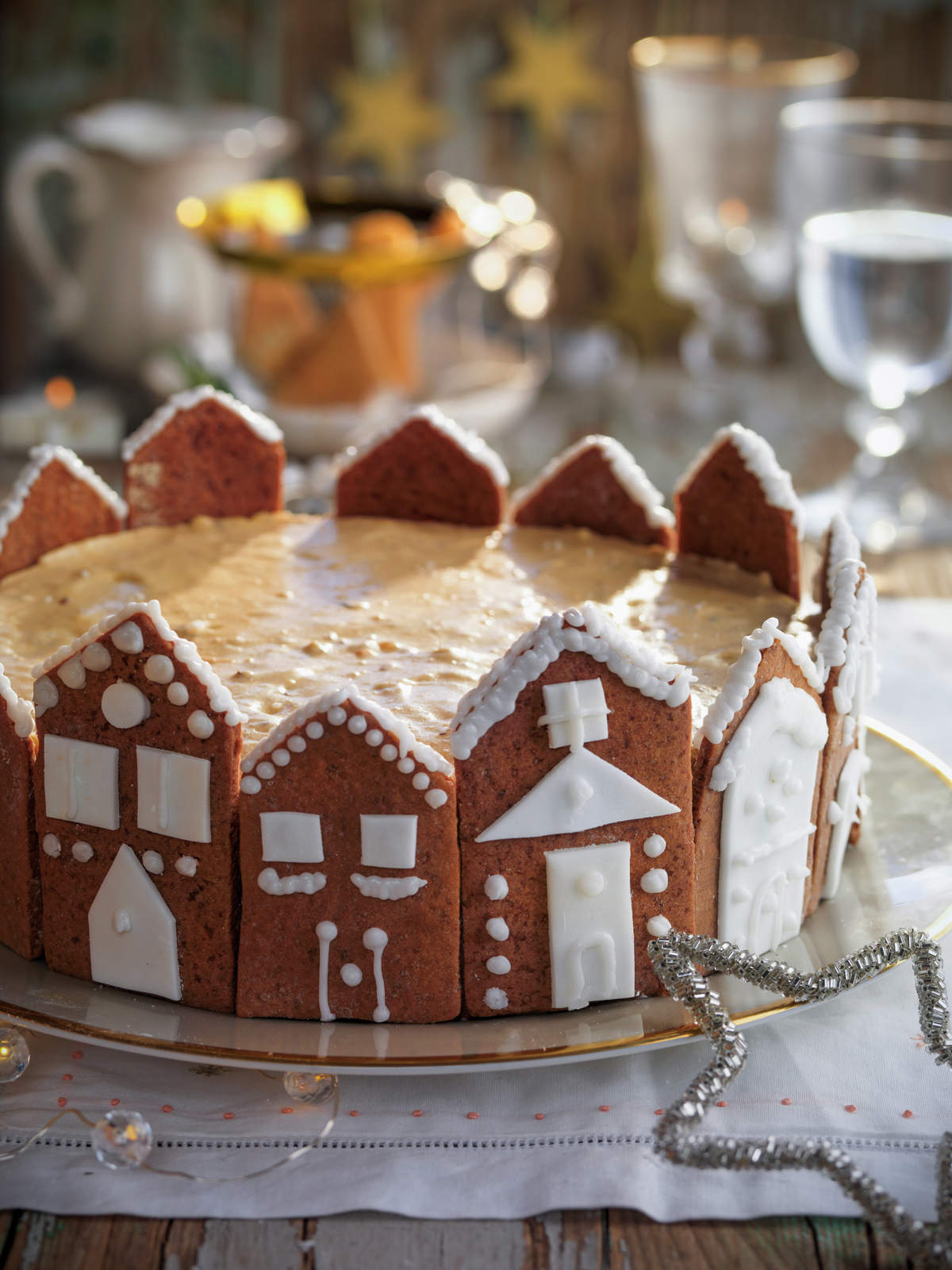 PASO A PASO PARA REALIZAR PASTEL SEMIFRÍO DE TURRÓN CON GALLETAS DE JENGIBRE: RESULTADO FINAL.