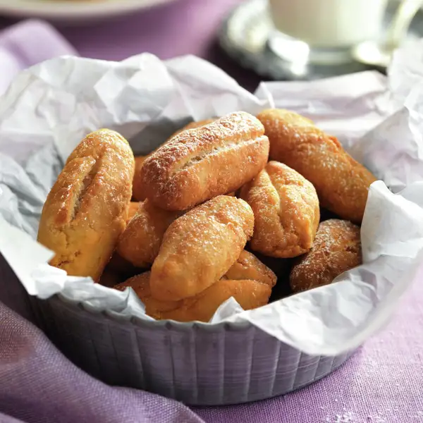 Huesos de San Expedito, un dulce sevillano con sabor a rosquilla