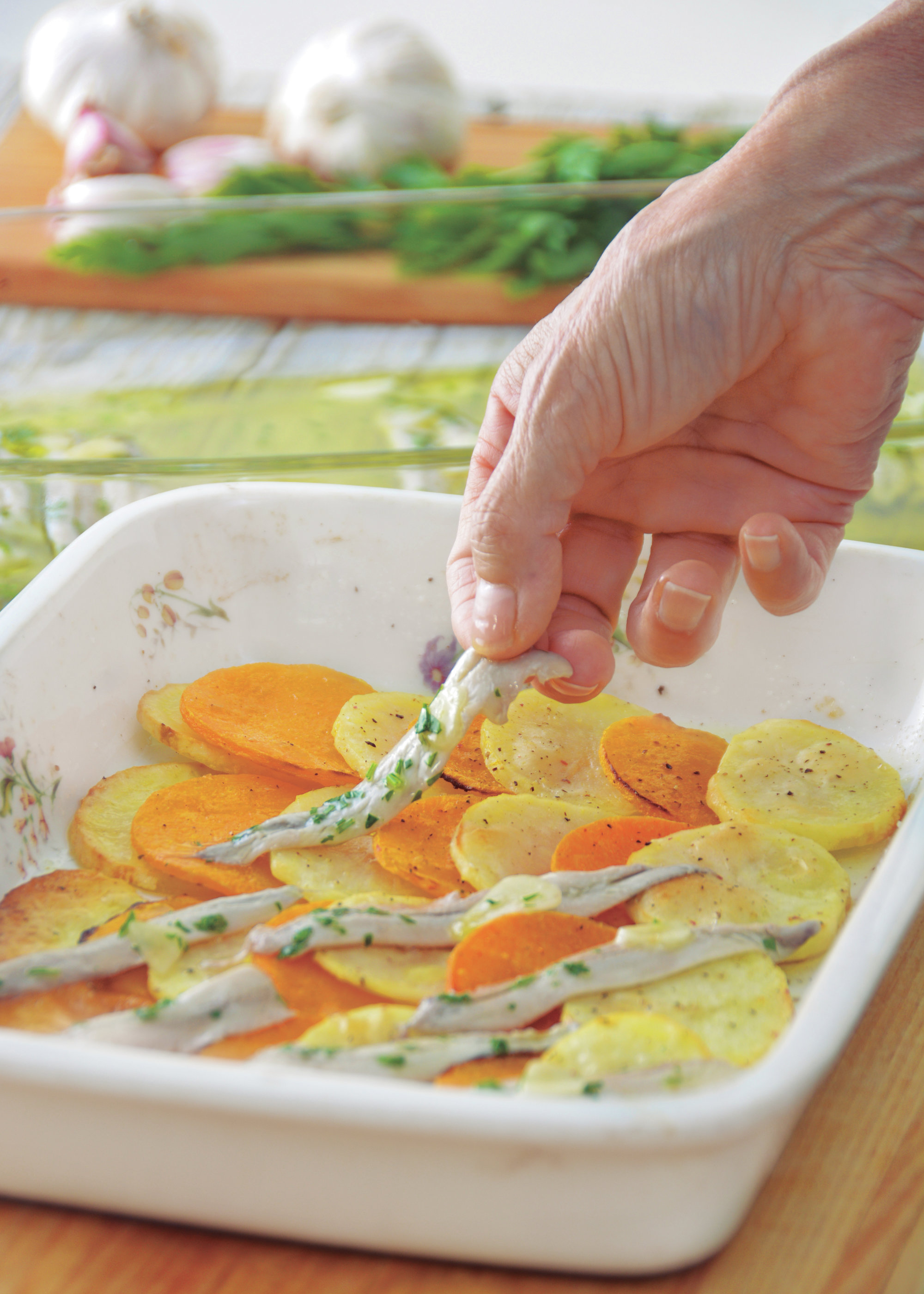 4. Reparte los boquerones