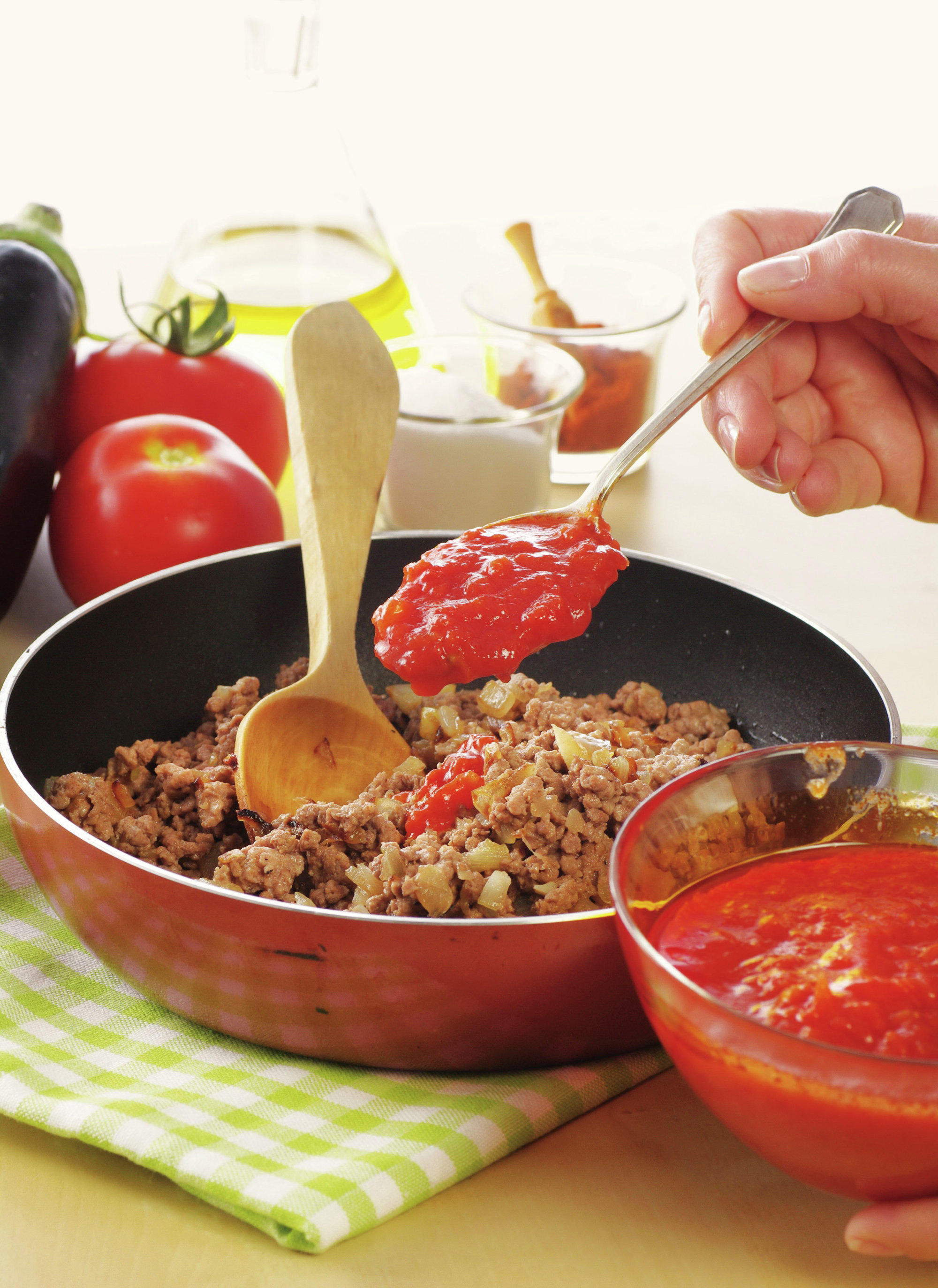 4. Guisa la carne picada