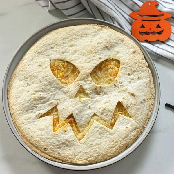 Tortitas de Halloween rellenas de queso ¡con solo 2 ingredientes!