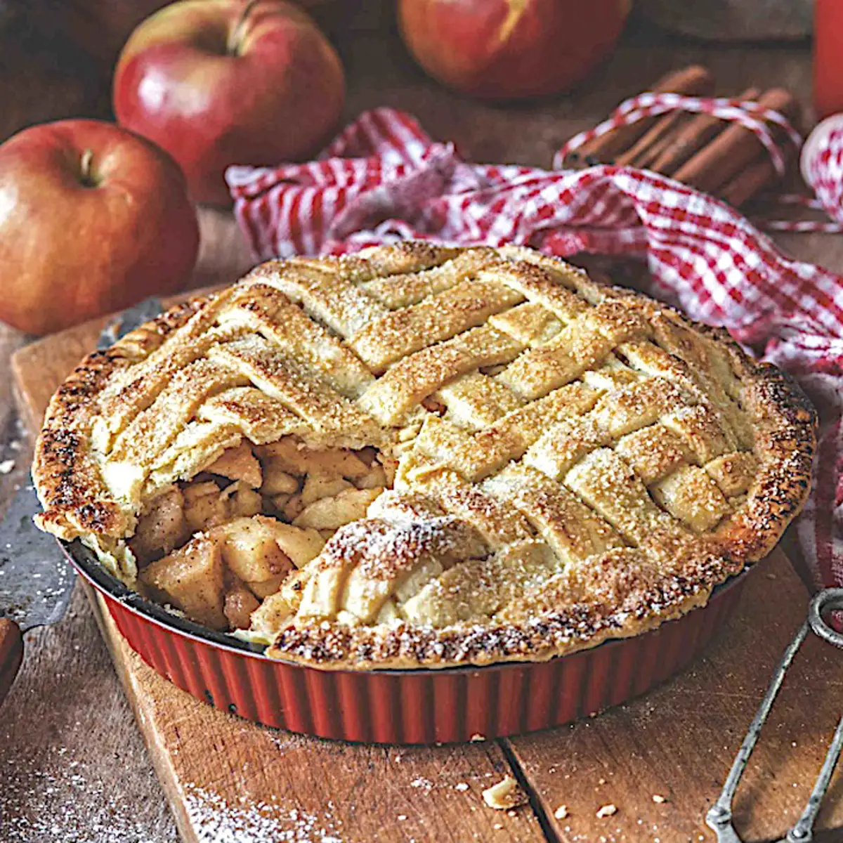 Tarta de manzana enrejada holandesa