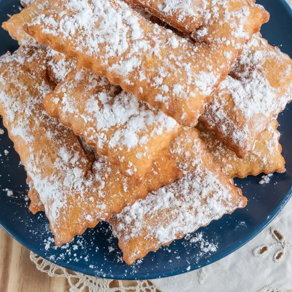 Rosquillas Merveilles, el dulce tradicional francés, típico de Carnaval y Semana Santa 