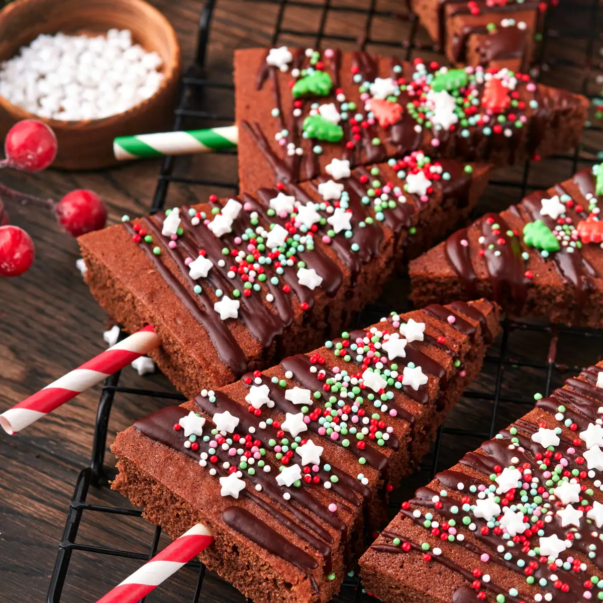 Arbolitos de Navidad de brownie iStock 1448378605