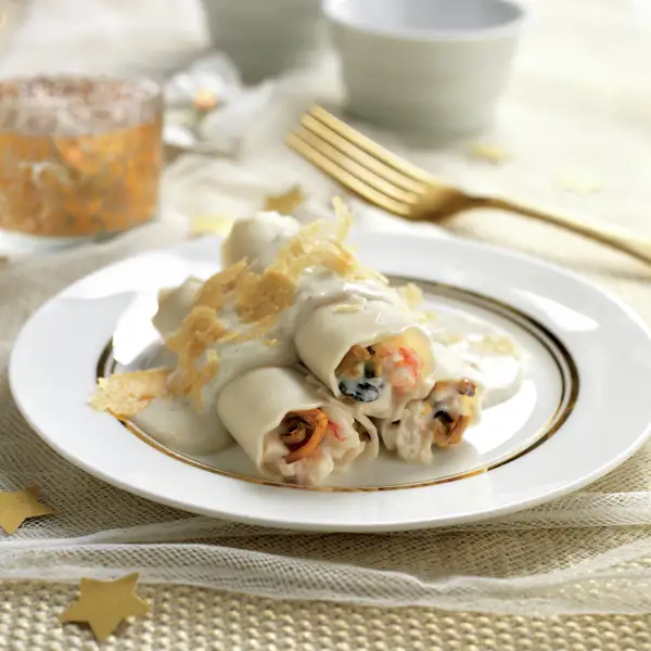 Canelones de pescado, gambas y mejillones, perfectos para una comida festiva