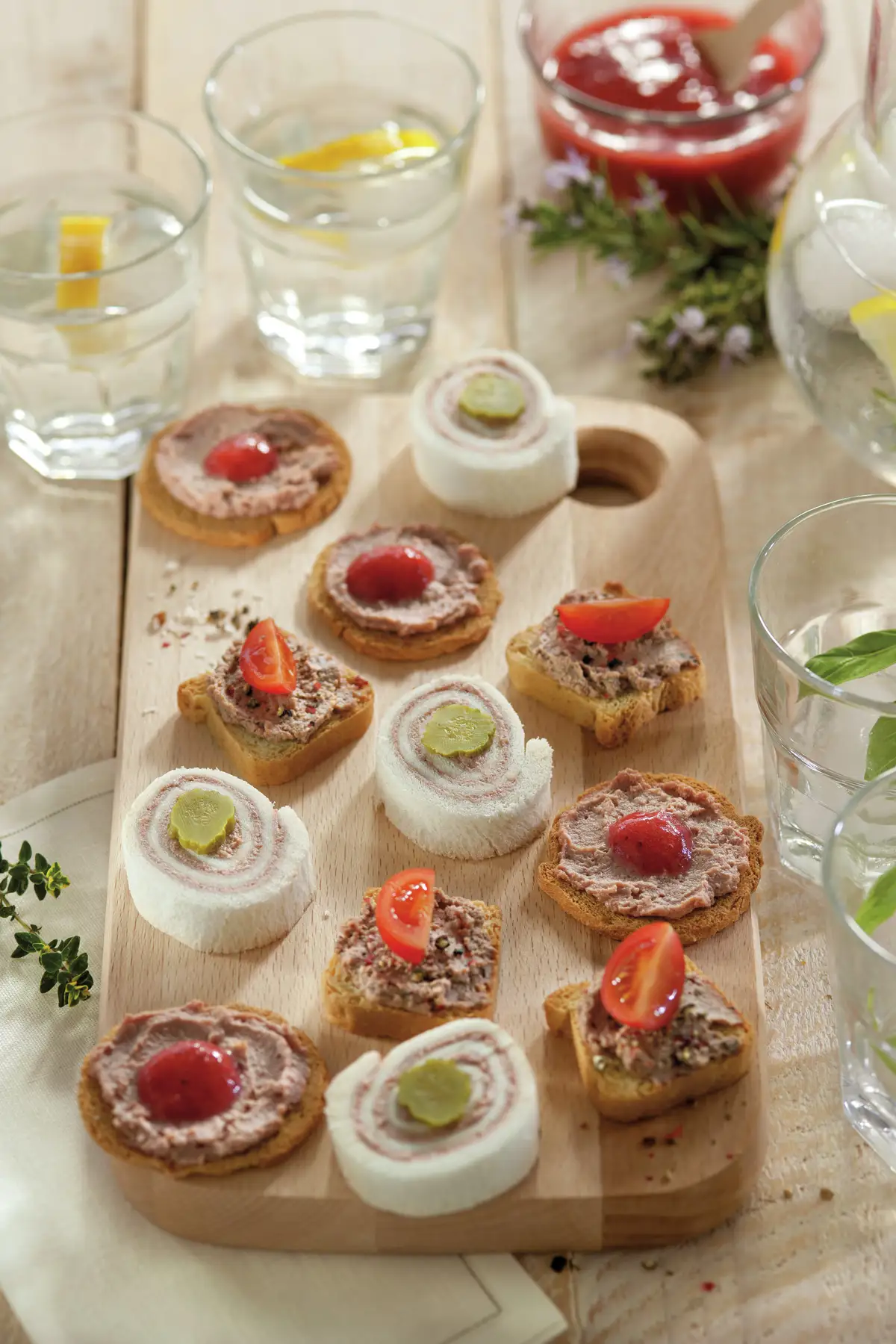 Canapés variados