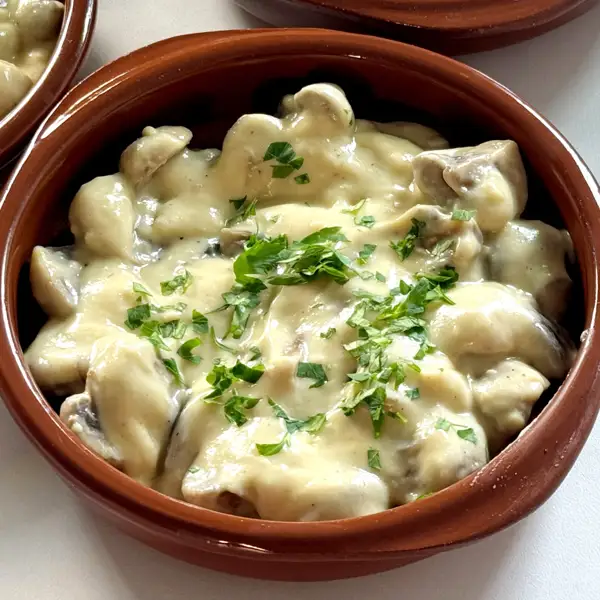 Champiñones a la crema, una receta fácil y muy gustosa