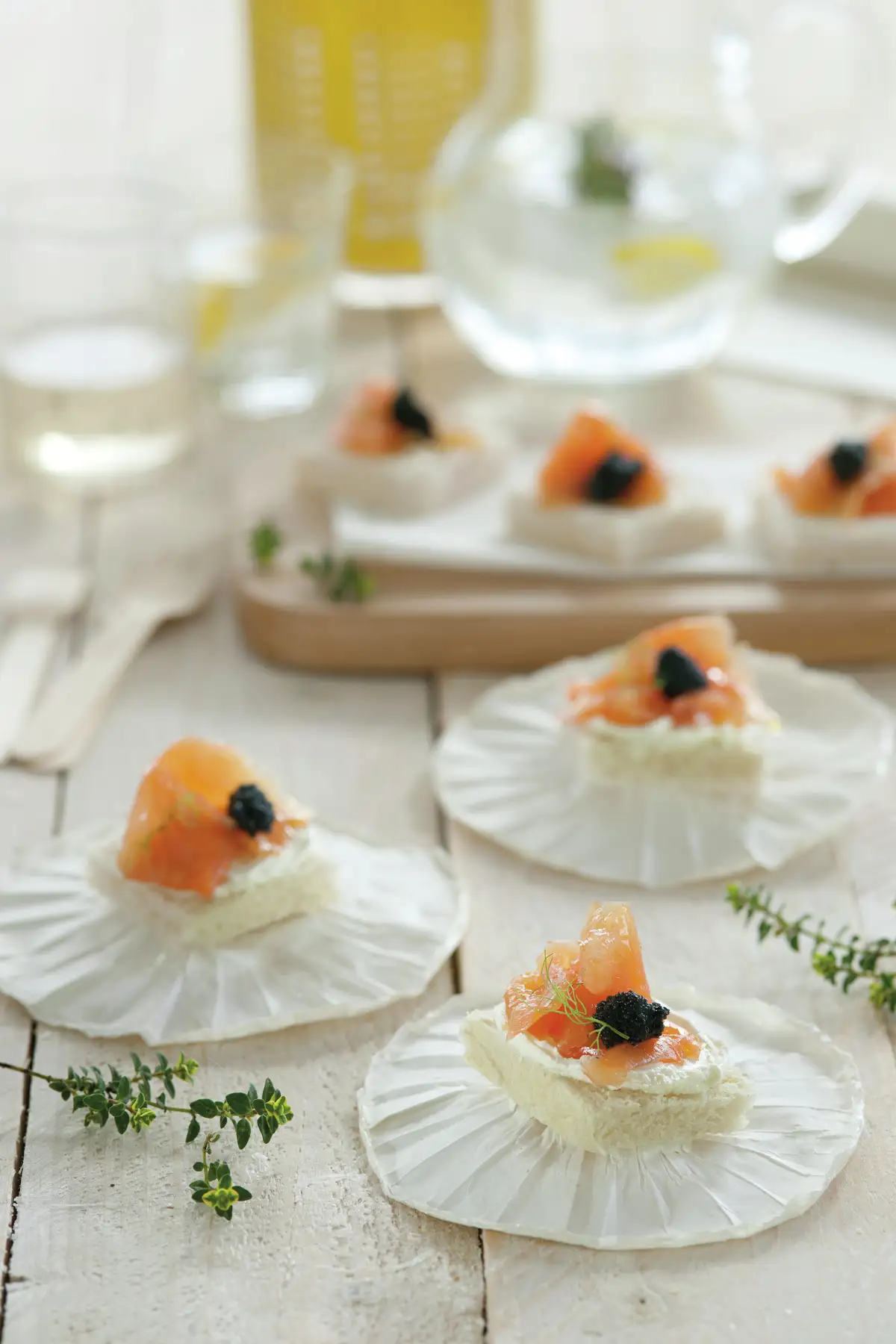 Canapés de salmón con caviar