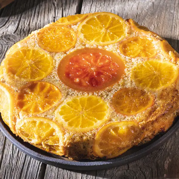 Bizcocho jugoso de naranja, el postre esponjoso, refrescante y fácil de hacer para la merienda