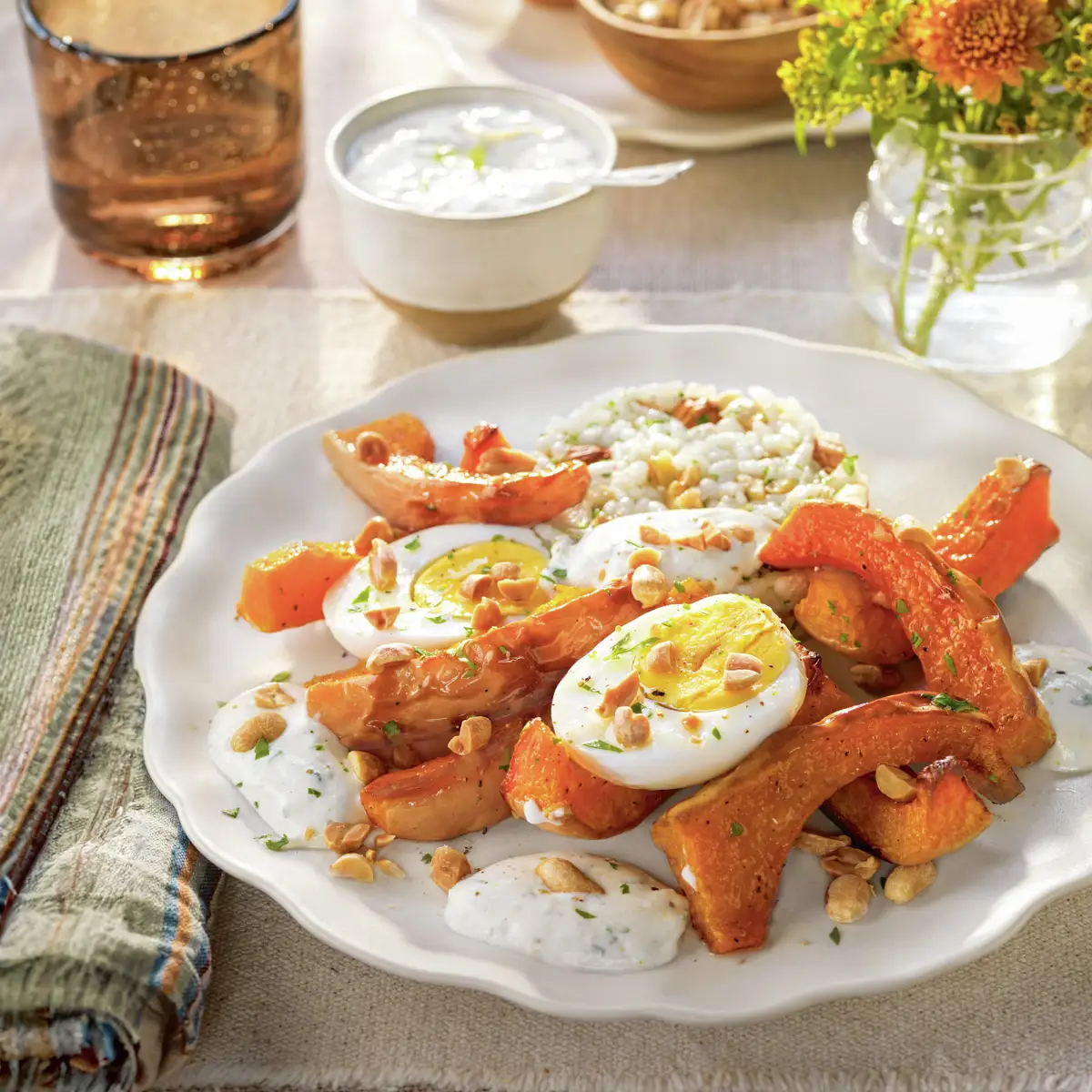 Calabaza asada con arroz y huevo duro