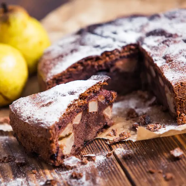 Tarta de chocolate con peras o cómo reinventar tus meriendas invernales