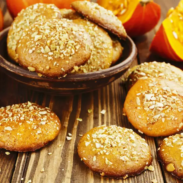 Galletas de calabaza, postre fácil y saludable para servir con el café, en el desayuno o la merienda