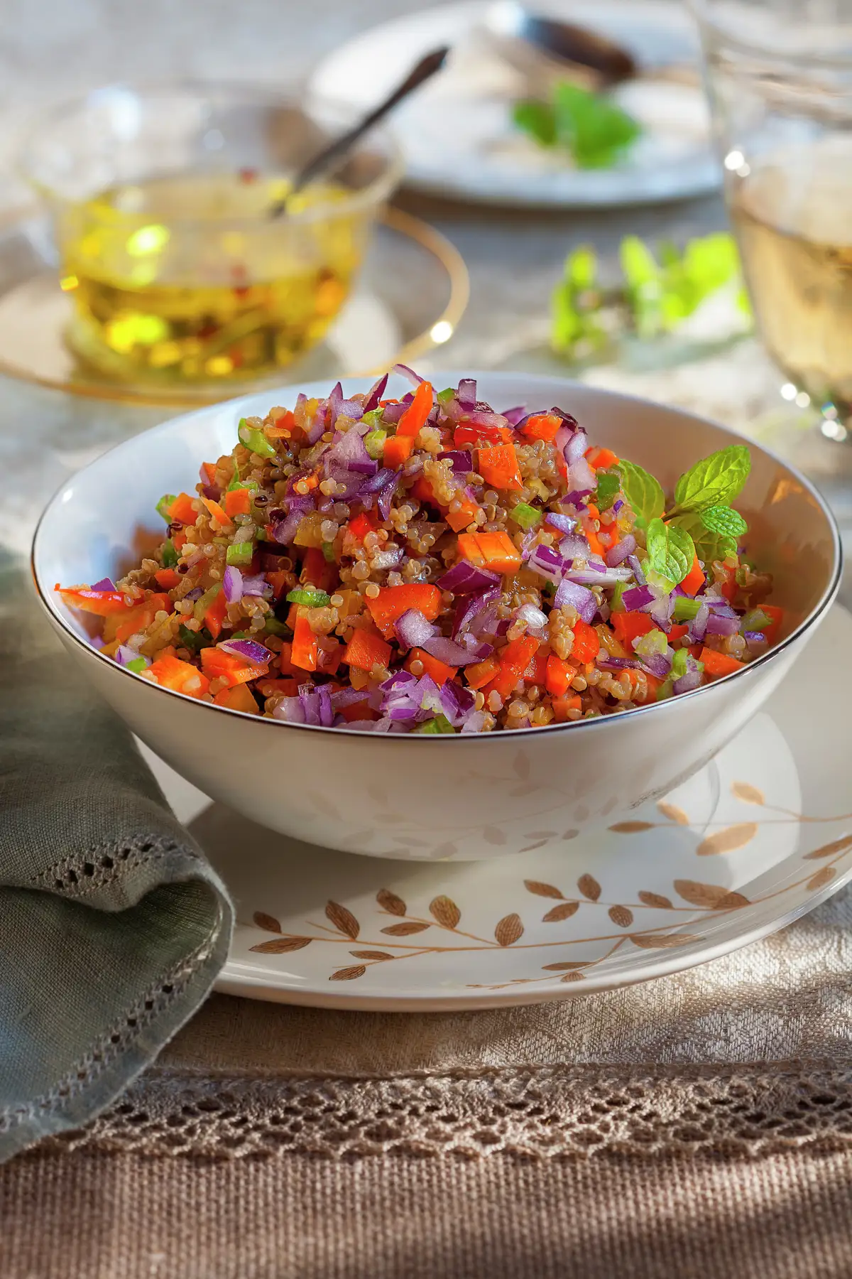 paso_a_paso_para_realizar_ensalada_de_quinoa_con_crudites_resultado_final