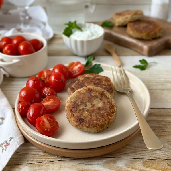 La receta que le preparo a mi hijo cuando tiene antojo de hamburguesa (es económica y además consigo que coma sano)