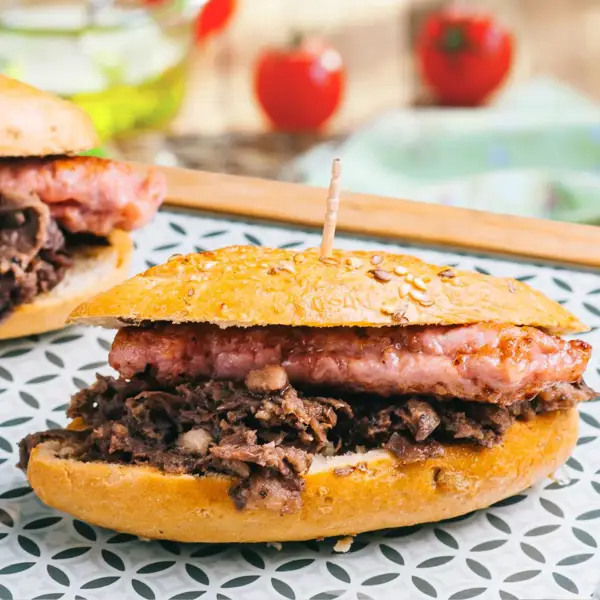 Mi primo camionero siempre almuerza este bocata típico de Valencia: se llama 'blanc i negre' y está delicioso