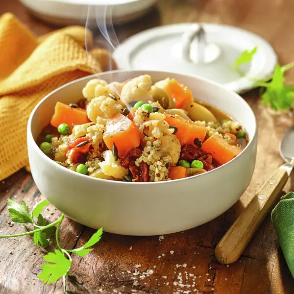 Ni carne, ni pescado: esta es la cena proteica y ligera que mejor me sienta, con quinoa y boniato, ¡supersaludable!