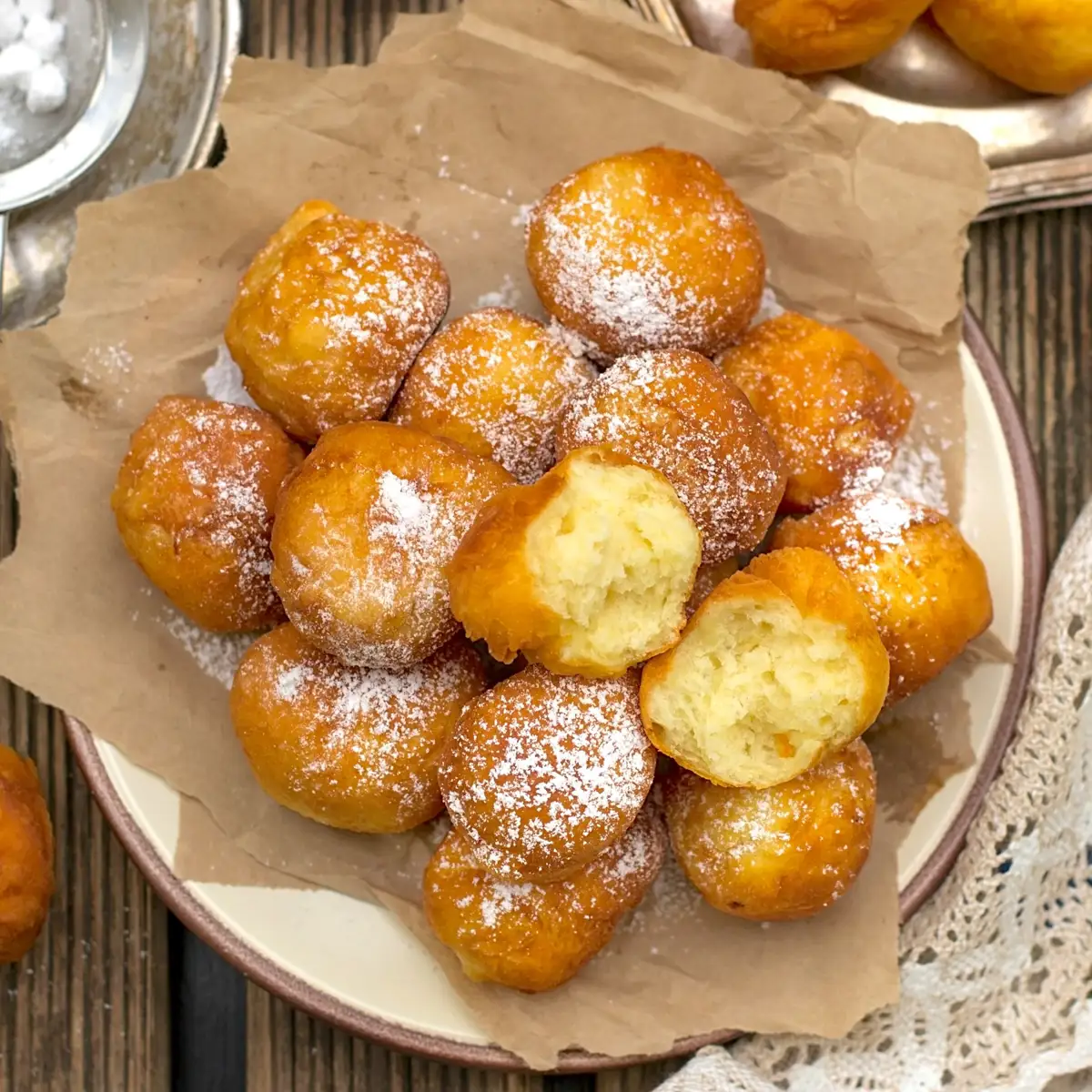 Buñuelos de ricotta al limón