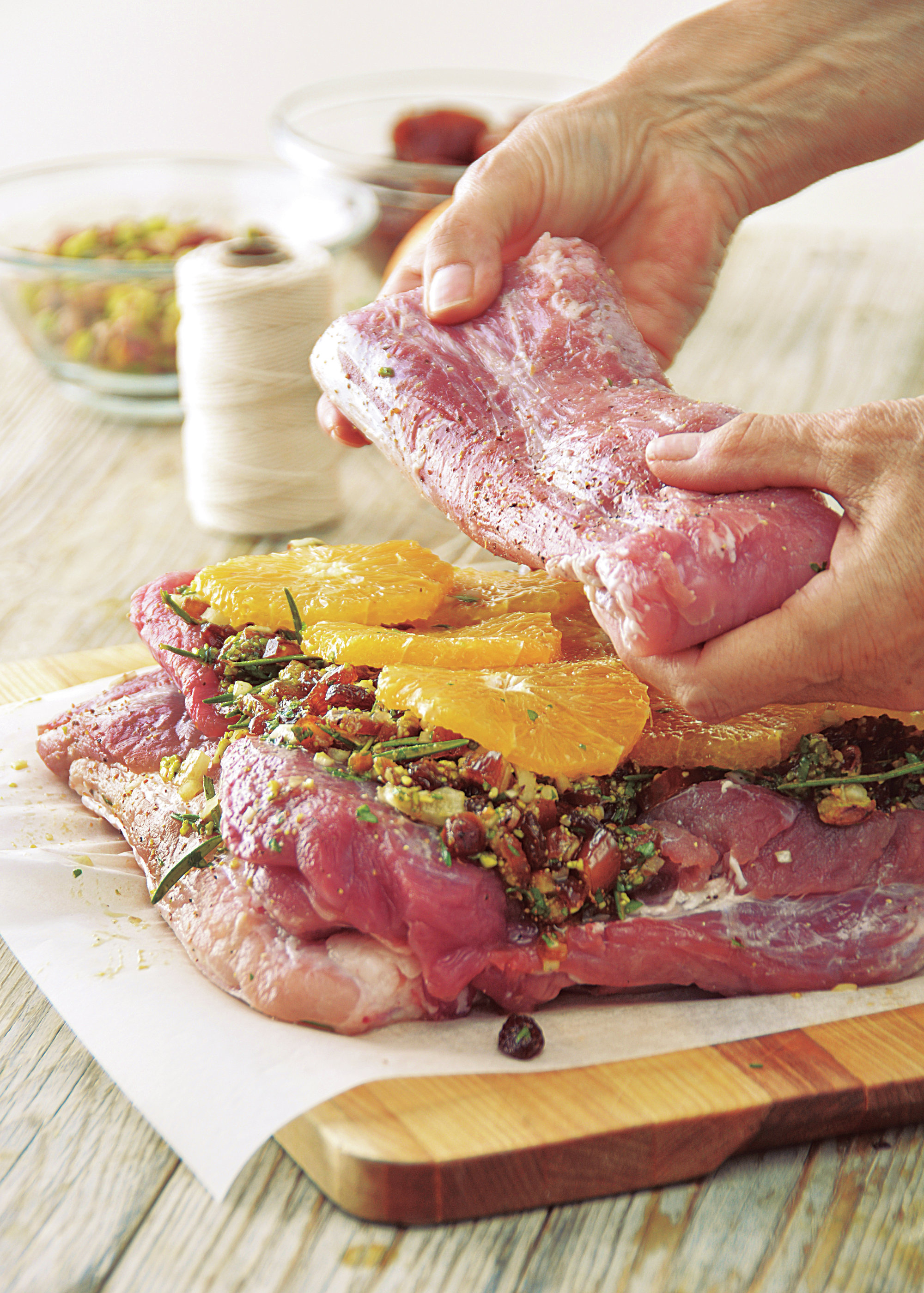 2. Colócalo sobre la carne