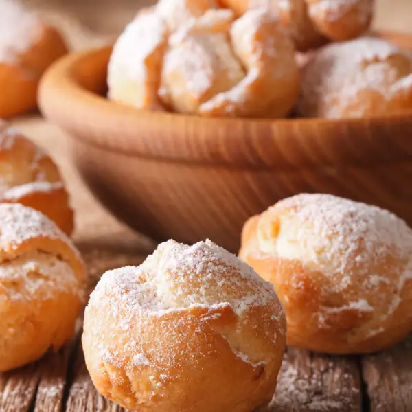 Periquillos de carnaval de Fermoselle, bocaditos dulces con sabor a limón y anís (receta de la abuela zamorana)