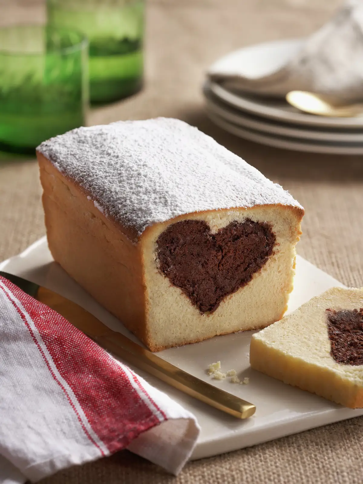 PASO A PASO PARA HACER PLUMCAKE CON CORAZÓN DE CHOCOLATE: RESULTADO FINAL.