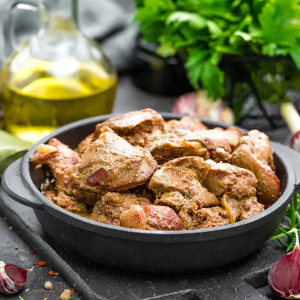 Asadurilla de cordero encebollada, la receta de la abuela sana, nutritiva y barata (y es la carne guisada más deliciosa que he probado)