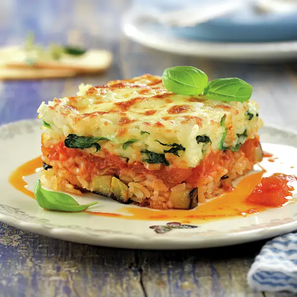 Ni lasaña, ni pastel de carne: esta receta de tarta de arroz con tomate confitado es barata y sabrosa, ¡en mi casa triunfa siempre!