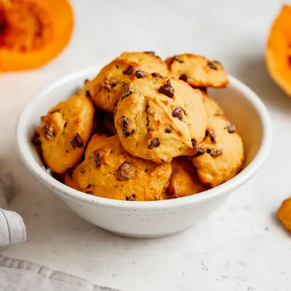 Ni bizcocho, ni cheesecake: esta es la merienda con la que mi hijo se pone las botas, cookies de calabaza con chispas de chocolate