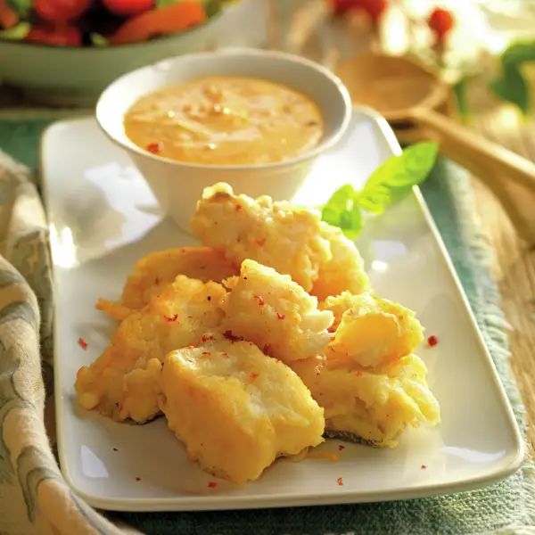 paso_a_paso_para_realizar_delicias_de_bacalao_en_tempura_con_ensalada_y_mayonesa_de_piquillos_resultado_final