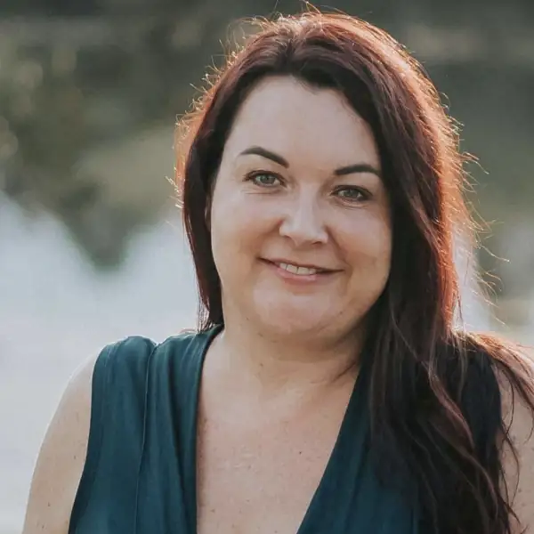 Christine Pittman, cocinera: "Cocino el salmón al horno con la piel hacia arriba y queda realmente crujiente, ¡es como tocino de salmón!"