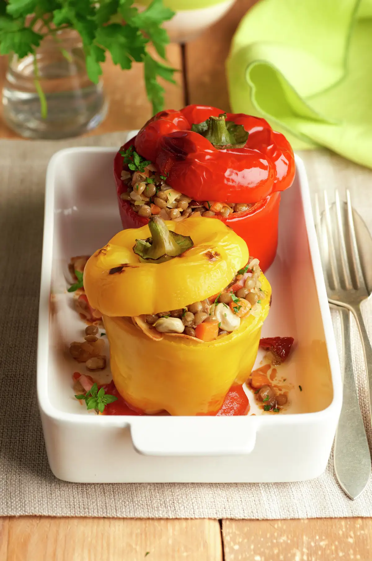 PIMIENTOS RELLENOS DE LENTEJAS Y VERDURAS.
