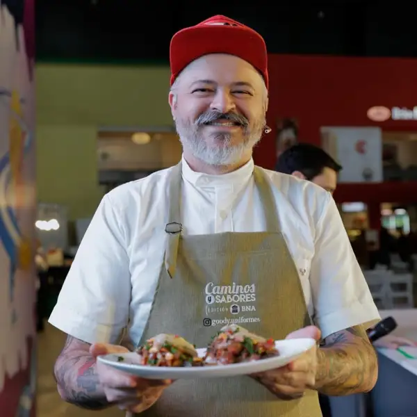 El Gordo Cocina, chef experto en recetas fáciles, desvela su sensacional receta de papas con parmesano: "las mandás al horno hasta que doren, ¡y listo!"