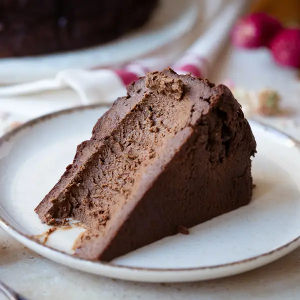 Postre fácil y sin horno: ya no tengo excusa para preparar un cheesecake de chocolate cremoso, ¡con 3 ingredientes y en airfryer!