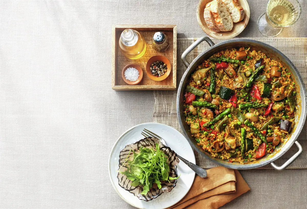 paella_de_verduras_con_alcachofa_y_esparrago