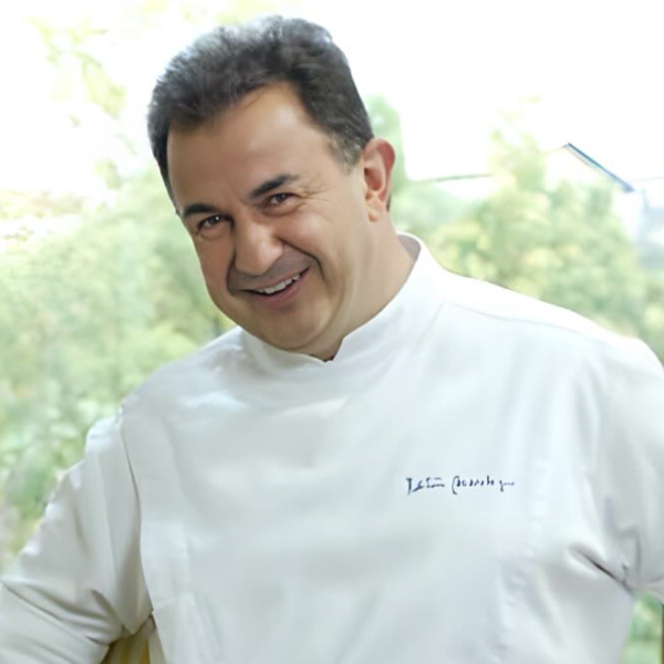 Martín Berasategui y el ingrediente que intensifica el sabor de la sopa de ajo: “En la cocina, los recuerdos son el mejor ingrediente”