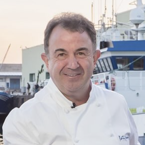 Martín Berasategui y las diferencias entre tipos de aceite: "El aceite de oliva suave es ideal para platos delicados y el intenso es perfecto para guisos"